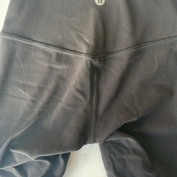 Lululemon Align High Rise Shorts - Picture 4 of 5